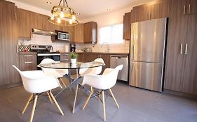 Luxueux - Deco Moderne, Rosemont